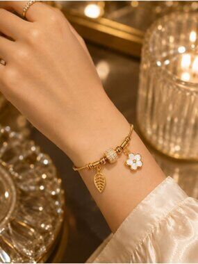 Gold Floral & Leaf Charm Bracelet